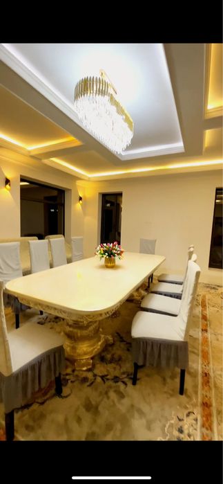 Дача с зимним бассейном, сауной и бильярдом