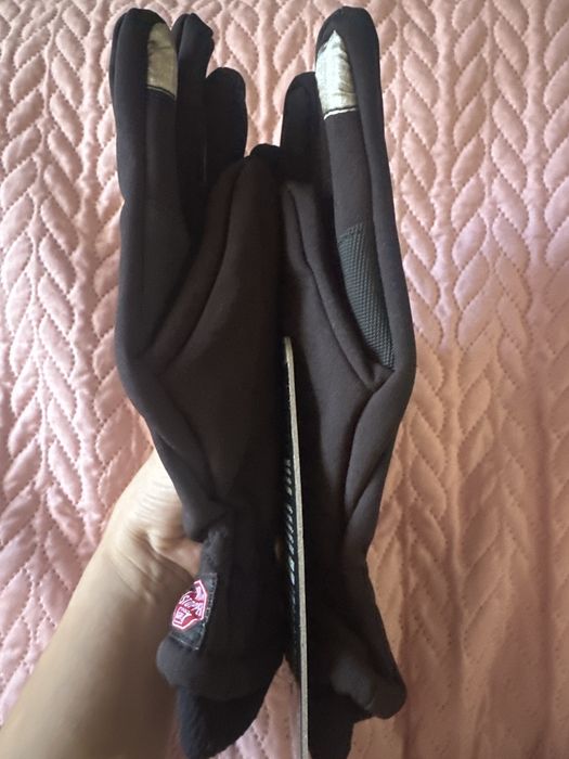 Перчатки новые ветрозащитные
