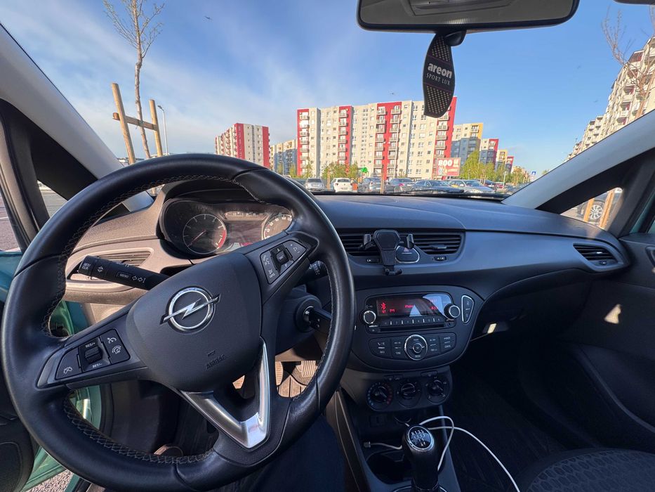 Opel Corsa 1.4 Benzină (2015)