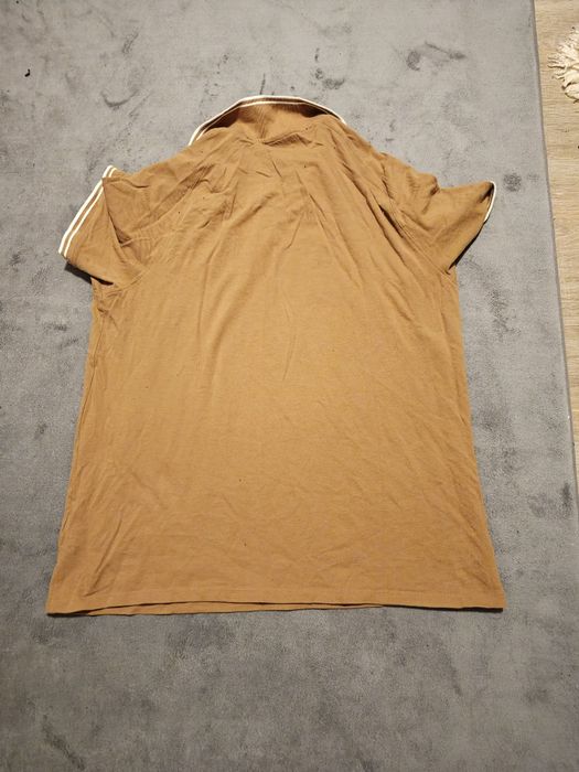 Tricou polo H&M .