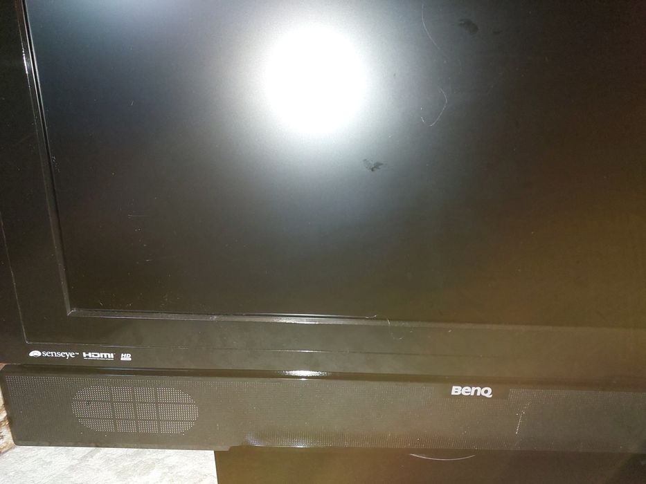 Срочно продам телевизор