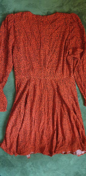 Banana republic- Кокетна червена рокля