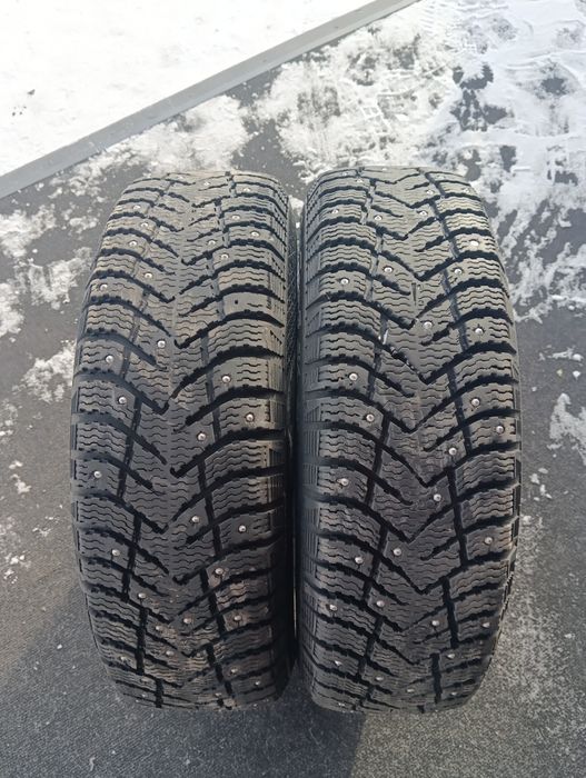 Продам 2 балона в нормальном состояний