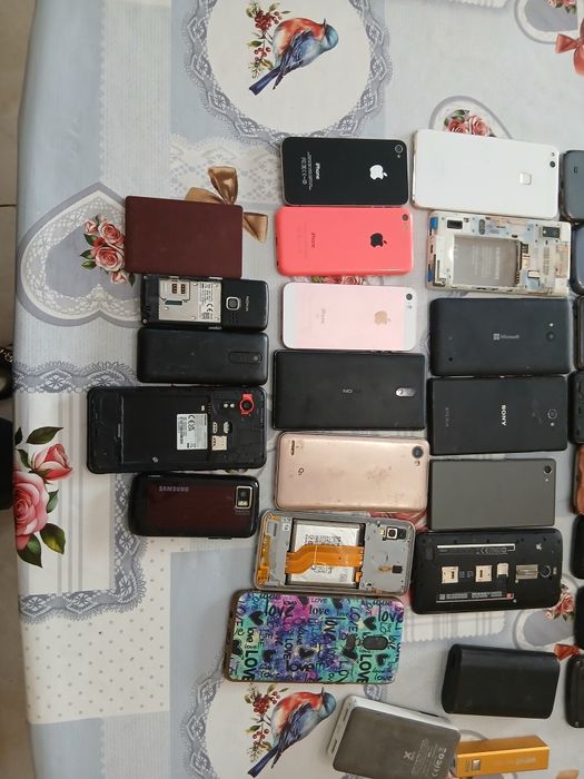 Смарт телефони Samsung,