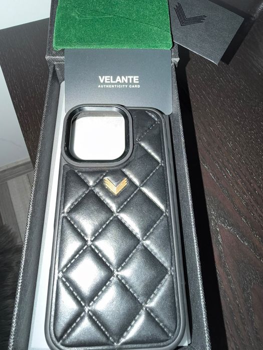 Husa velante iphone 16 pro