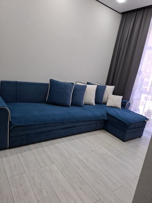 Диван 200.000тг длина 2.5