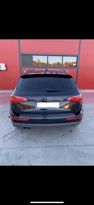 Dezmembram Audi Q5 2.0 TDI automat quattro din 2011