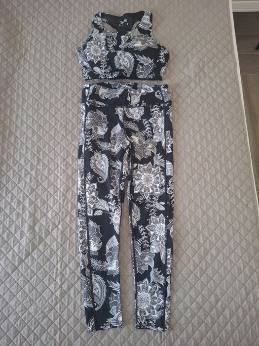 Vand compleuri sport dama URGENT si NEGOCIABIL