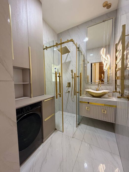 N6172 Mirzo Ulugbek tumani Maksim Gorkiy J/K Silk Way 4/3/11