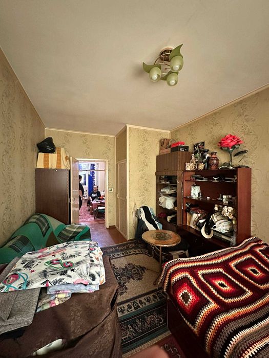 СРОЧНО !! Продается квартира в Яшнабаде 2/1/4 ( 50 кв/м ) Авиасозлар 3