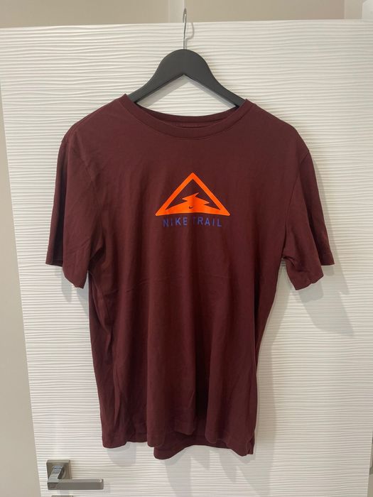 Спортна тениска Nike