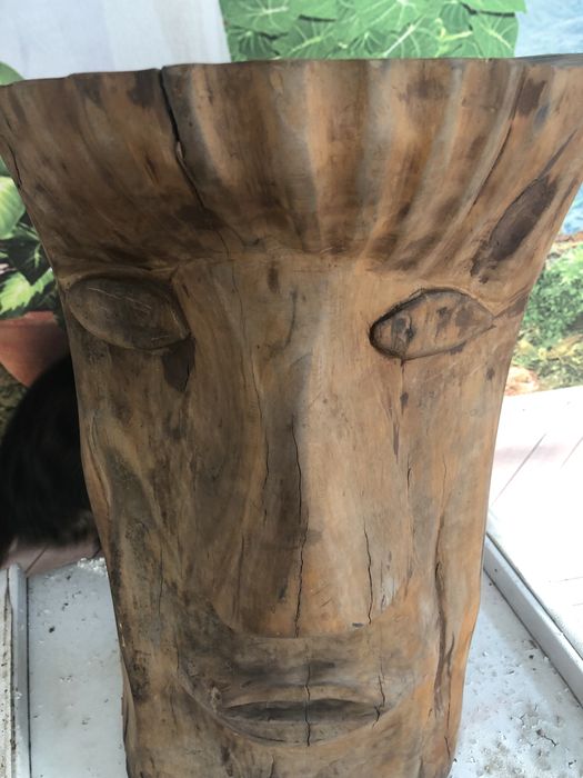 Sculptura deosebita in lemn