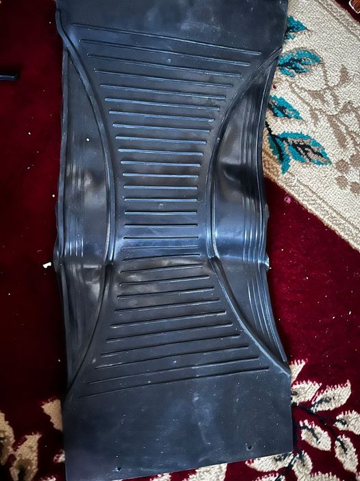 Продам полики для автомашины