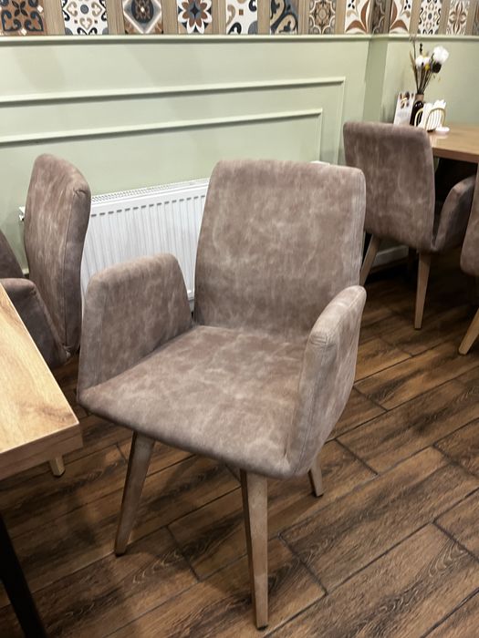 Продается стулья б/у для кафе