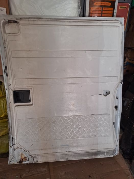 Странична дясна врата за МЕРЦЕДЕС- ВИТО 1999г.