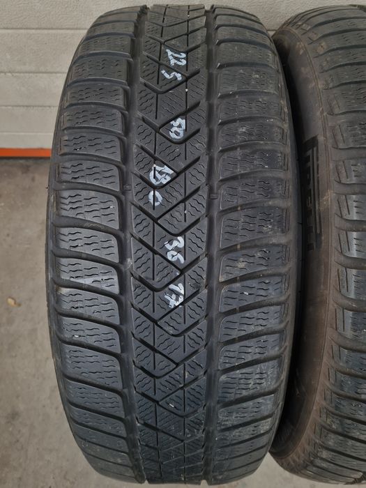 Зимни гуми 2 броя PIRELLI SottoZero3 225 50 R18