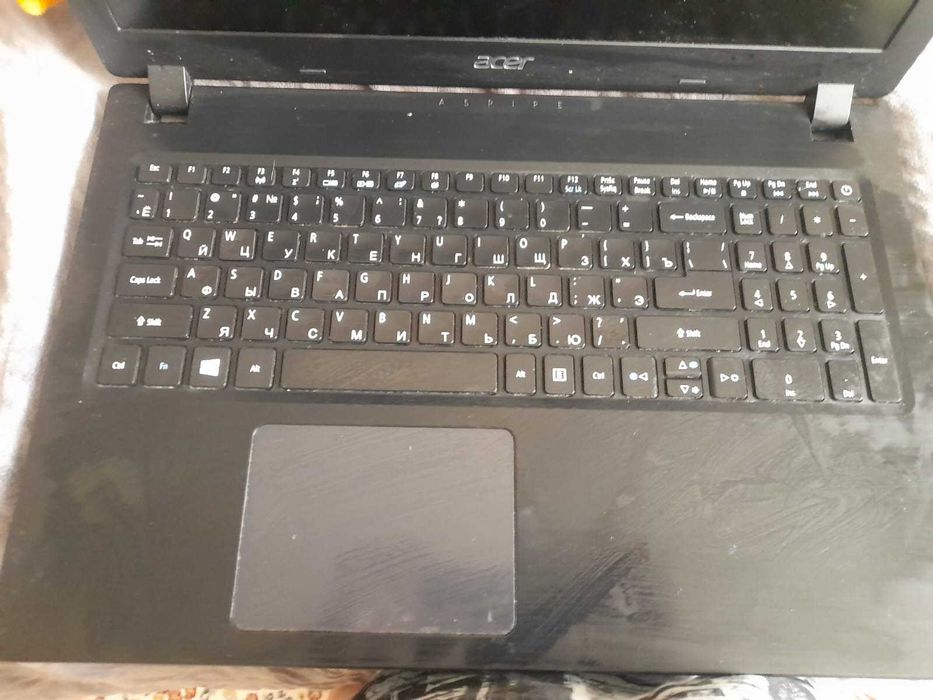 Ноутбук Acer черный