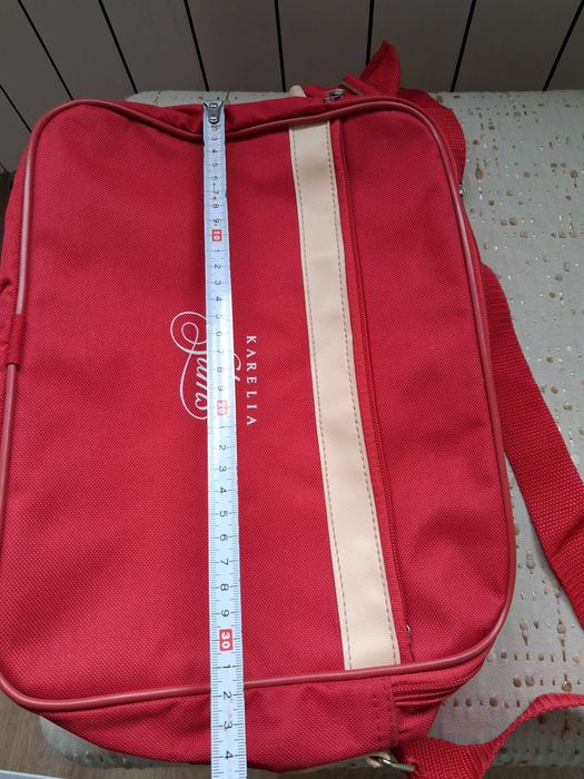 Малка пътна чанта