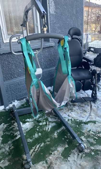 Elevator medical dizabilitați