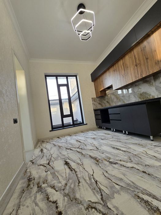 Уч кахрамон постидан кирганда Хожи ота махалласида 2,88 сотих 1 этаж