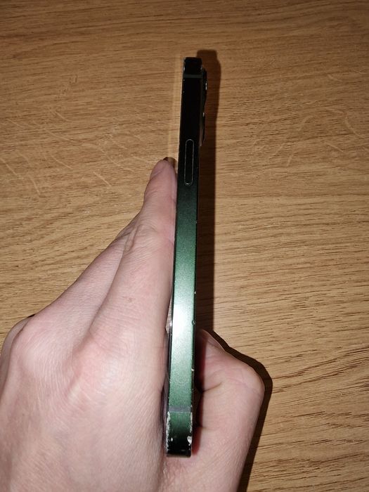 Iphone 13 display fisurat