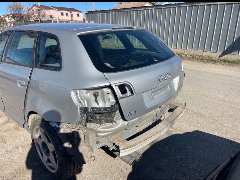 Audi a3 8p na chasti Ауди а3 8п на части ес лайн sline
