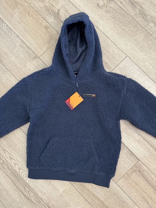 Hanorac pufos ellesse 140-146 ,10/11 ani
