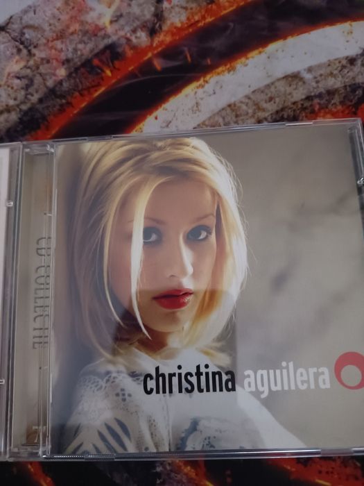 CD-uri Muzica Elvis Bob Marley Katy Perry Christina Aguilera Pink Cher