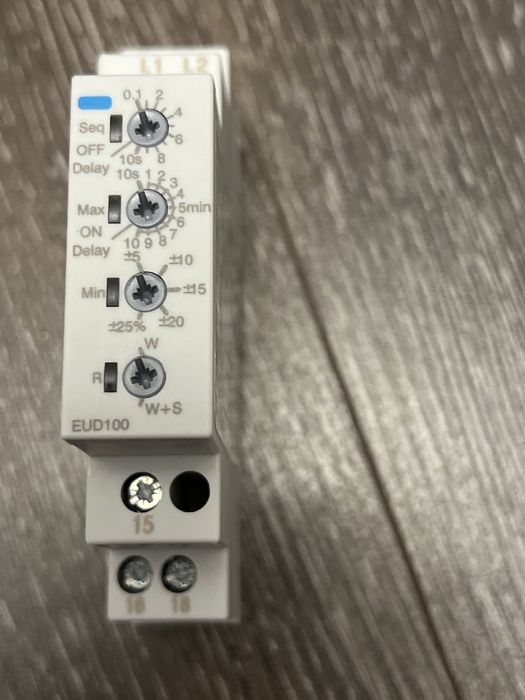 Releu monitorizare tensiune Hager EUD100