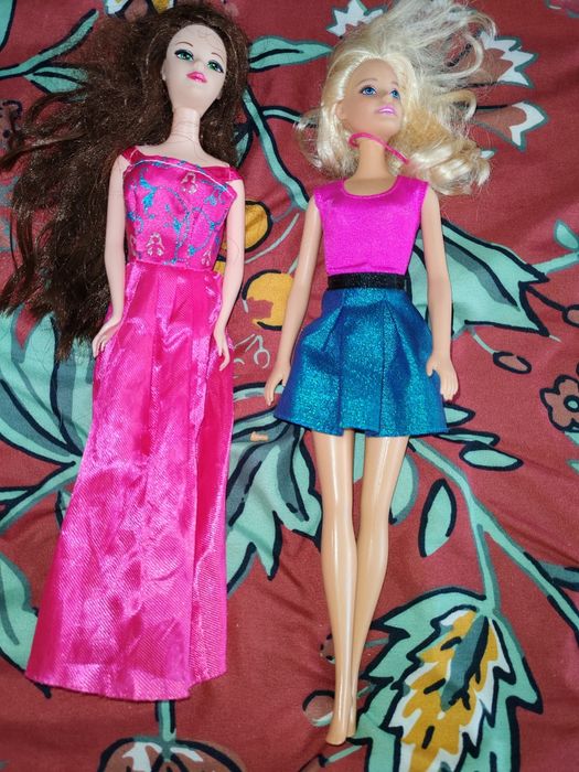 Păpuși Barbie Elegante