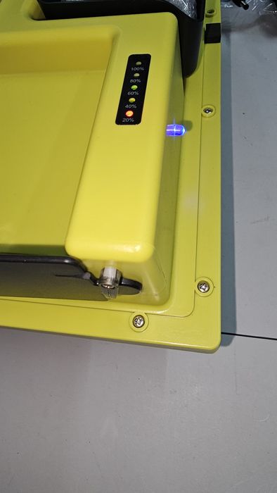 Лодка за захранка D19 с GPS ТОП ЦЕНА с 2 батерии,сак,зарядно и за кола