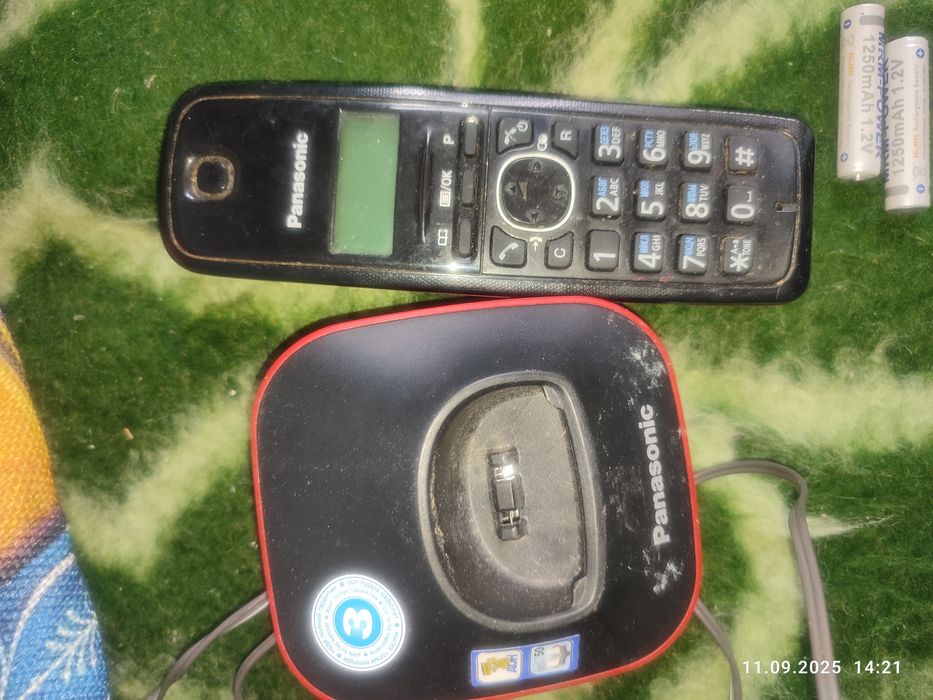 Радиотелефон и телефон