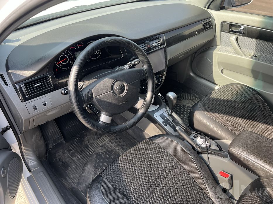 Продаётся Chevrolet Gentra автомат