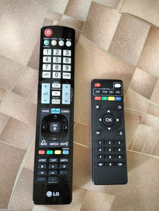 Продам срочно телевизор с интернетом