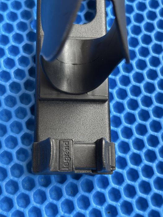 Кабельный органайзер