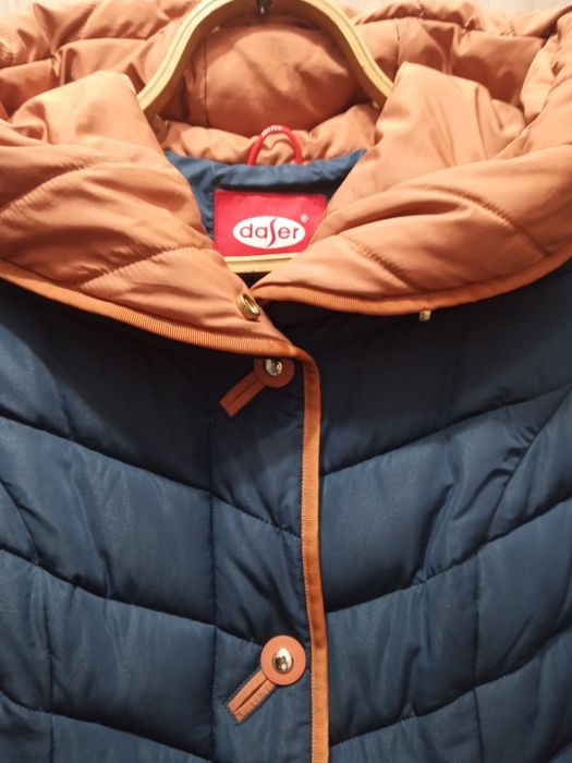 Пуховик женский, зимний.