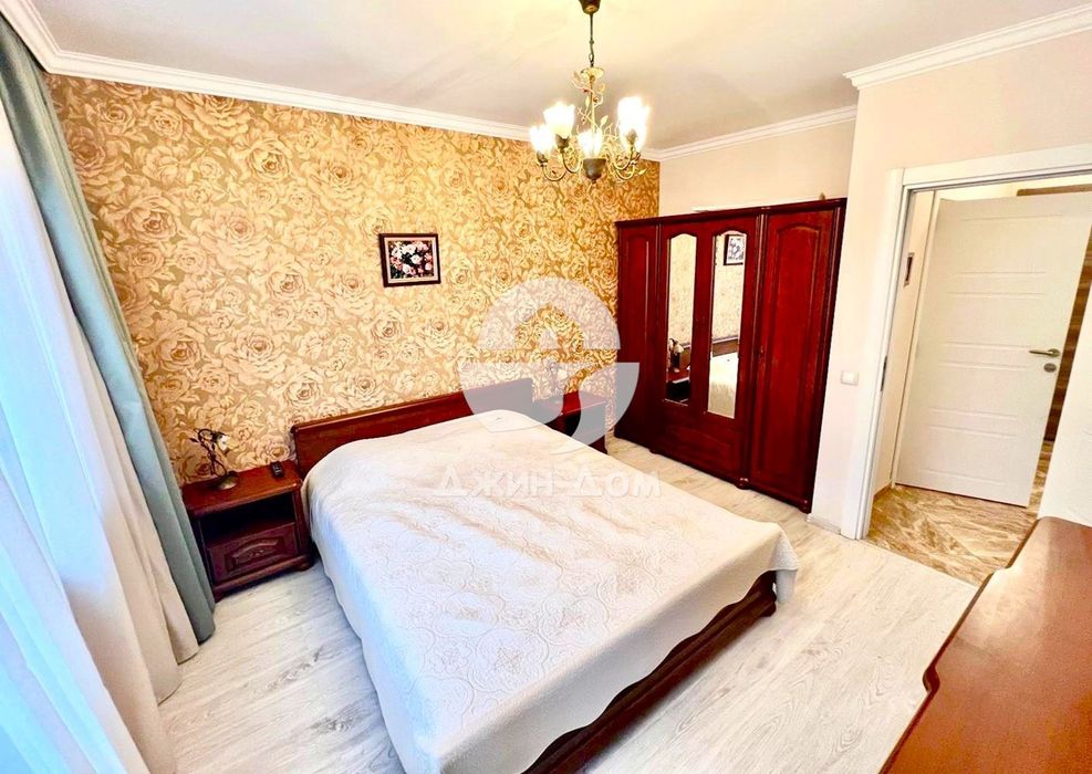 Продава се Многостаен апартамент в Свети Влас - 158 кв.м за 1906 €/кв.м - Снимка #6