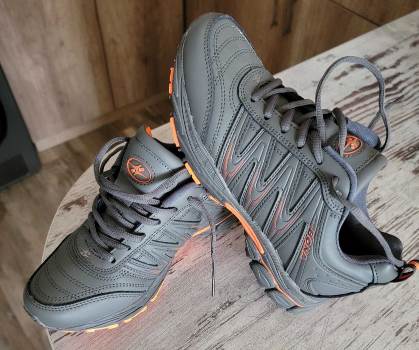 Дамски маратонки BONA