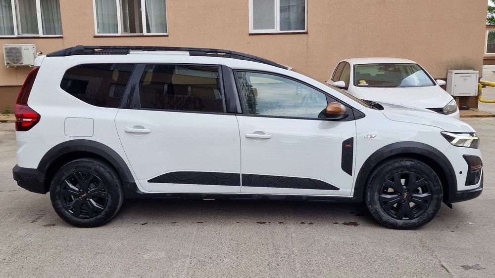 Dacia Jogger EXTREME HYBRID 1.6 ~ 140cp Cutie automata 2023  ~~km 38000
