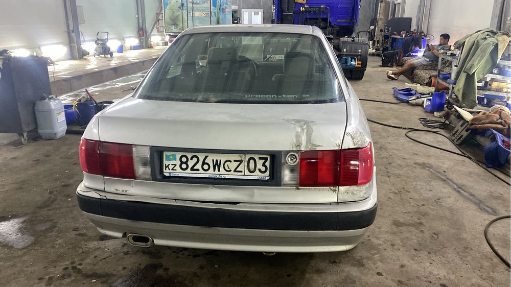 Audi b4 80 цена 850тысч