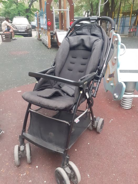 Продам коляску  joie