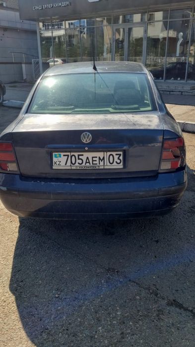 Продаю машину Volkswagen 1996