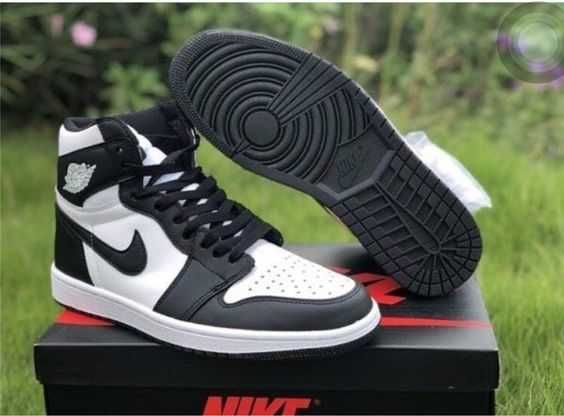 Air Jordan 1 High Panda Black And White OG Bucuresti Sectorul 4