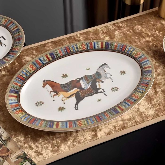 Лимитиран сервиз Hermès - подарък за специален повод