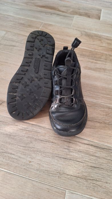 Кожени обувки Merell