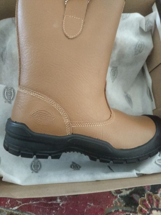 Етік сатылады 42 размер