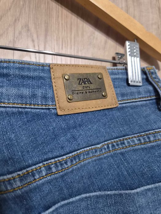 Blugi Zara marimea 36