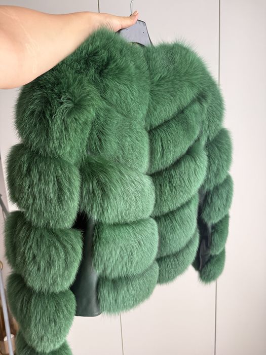 Blană naturală de vulpe verde smarald – stare impecabilă