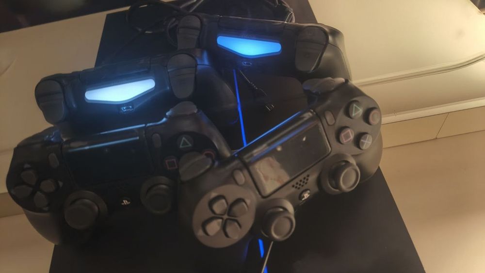 Ps4 bor 4ta puliti qushib beriladi