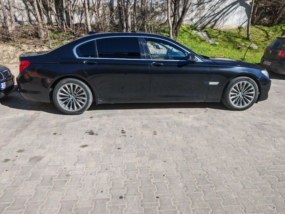 Vând Bmw 730,f02,2009